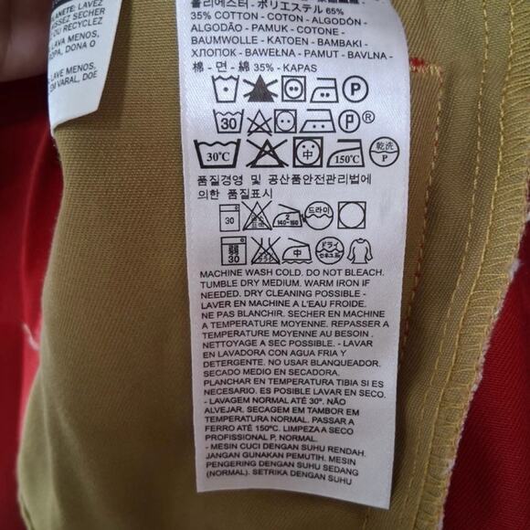 Levi's Women's Bold Red Jean Jacket - Picture 4 of 5